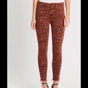 Mother Denim Animal Attraction High Waisted Looker Ankle Fray Jeans Leopard 26